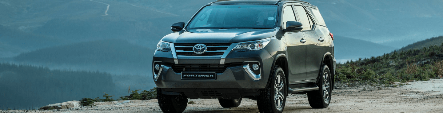 Замена лобового стекла TOYOTA FORTUNER